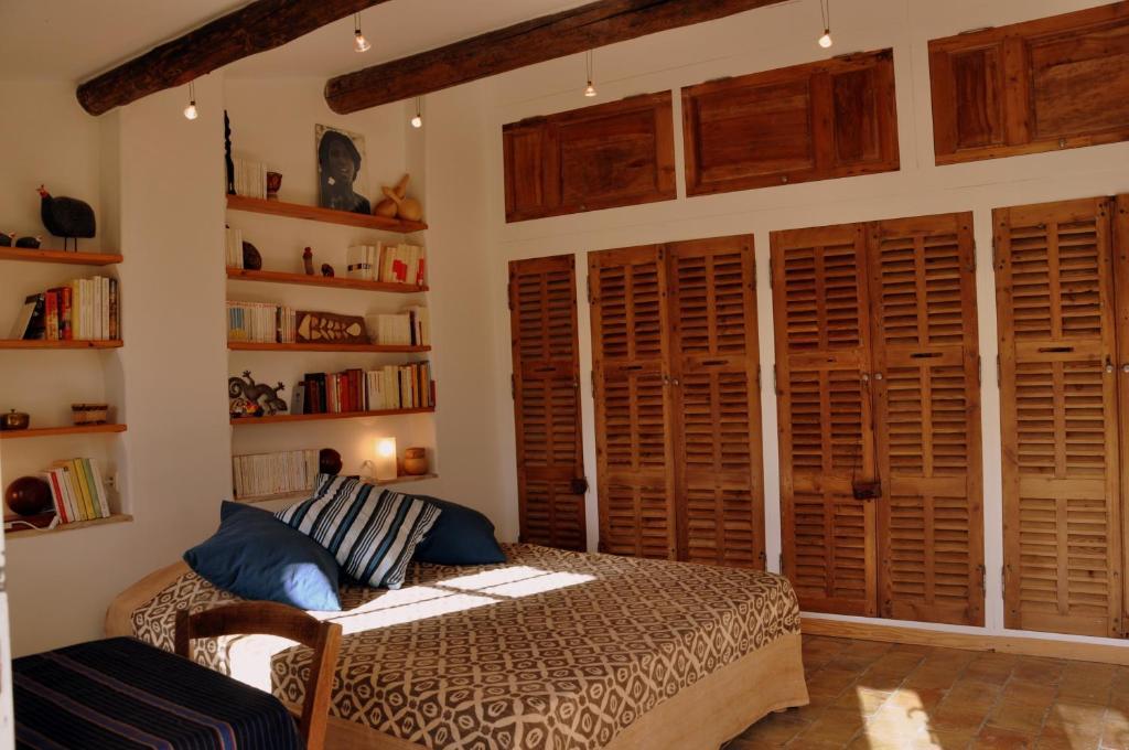 Chambres D'Hotes Domaine Des Machottes Grans Quarto foto